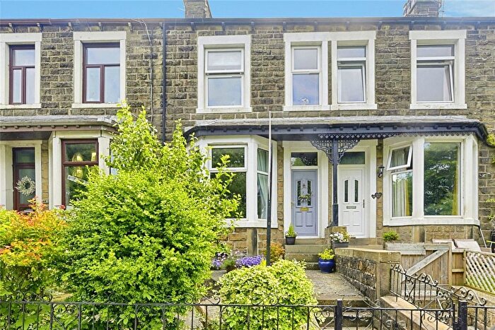 4 Bedroom Terraced House For Sale In Skipton Road, Earby, Barnoldswick, Lancashire, BB18