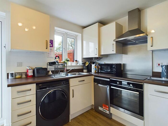 3 Bedroom End Of Terrace House For Sale In Kempton Drive, Towcester, NN12