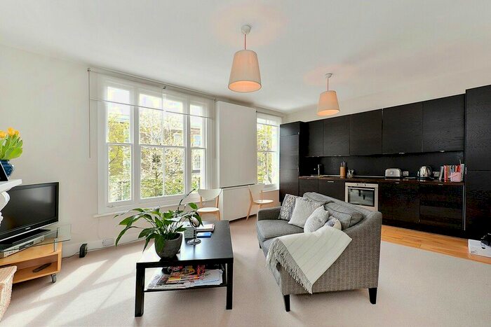 1 Bedroom Flat To Rent In Blenheim Crescent, Notting Hill, W11