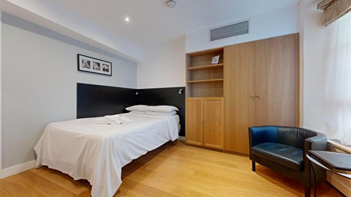 Studio To Rent In Cartwright Gardens, London, WC1H