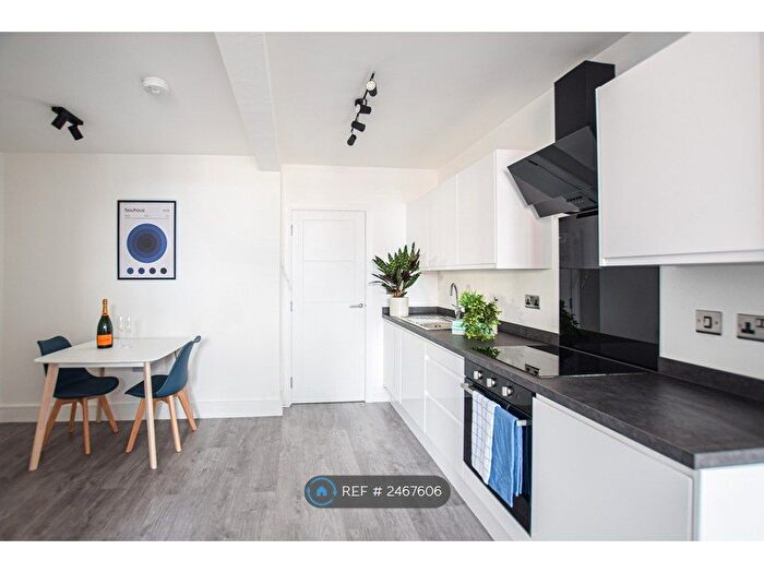 1 Bedroom Flat To Rent In Lea House, Sandbach, CW11