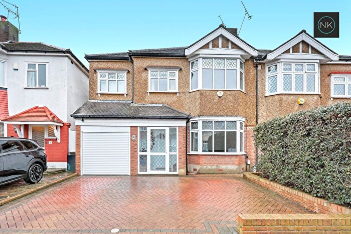 5 Bedroom Semi Detached House For Sale In Hurstwood Avenue, South Woodford, London, E18