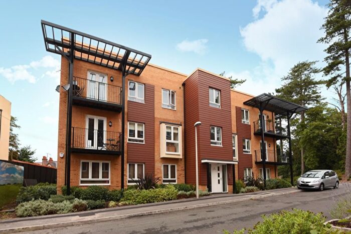 2 Bedroom Flat To Rent In Whitley Rise, Reading, RG2