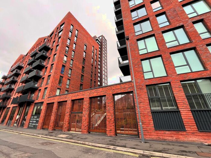 1 Bedroom Apartment To Rent In Snow Hill Wharf, B4