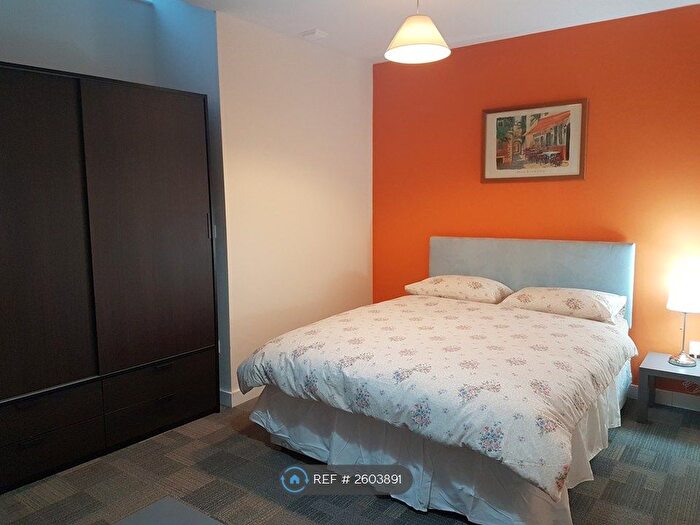 Studio To Rent In Cobourg Street, Manchester, M1