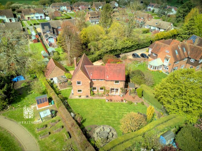 4 Bedroom Detached House For Sale In Glebe Meadow, Great Waltham, CM3