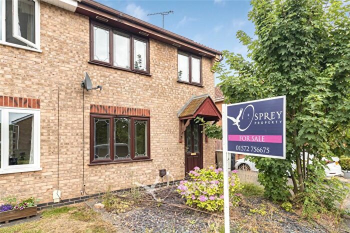 3 Bedroom Semi Detached House For Sale In Kestrel Road, Oakham, Rutland, LE15