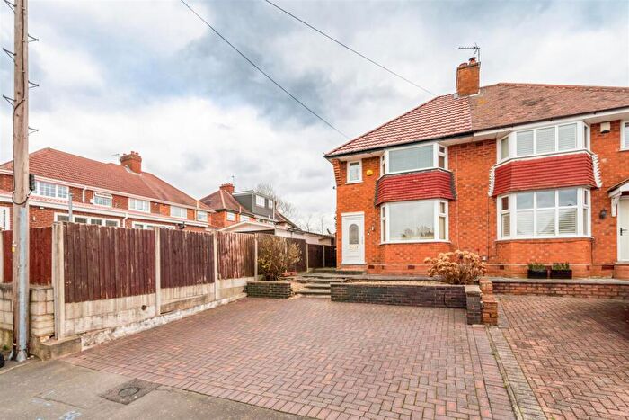 2 Bedroom Semi Detached House For Sale In Wentworth Road, Solihull, B92