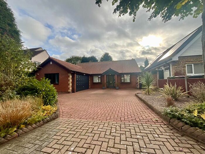 4 Bedroom Detached Bungalow To Rent In Geralds Close, Lincoln, LN2