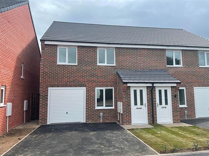 3 Bedroom Property To Rent In The Mile, Pocklington, York, YO42