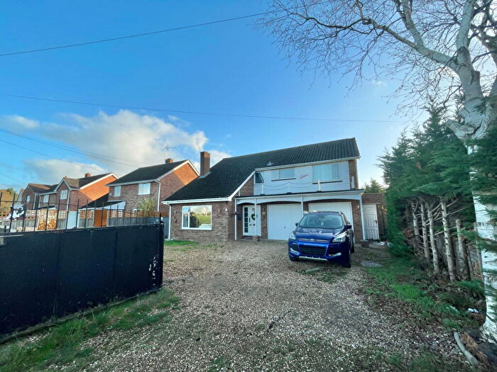 5 Bedroom Detached House For Sale In School Road, Walton Highway, Norfolk, PE14