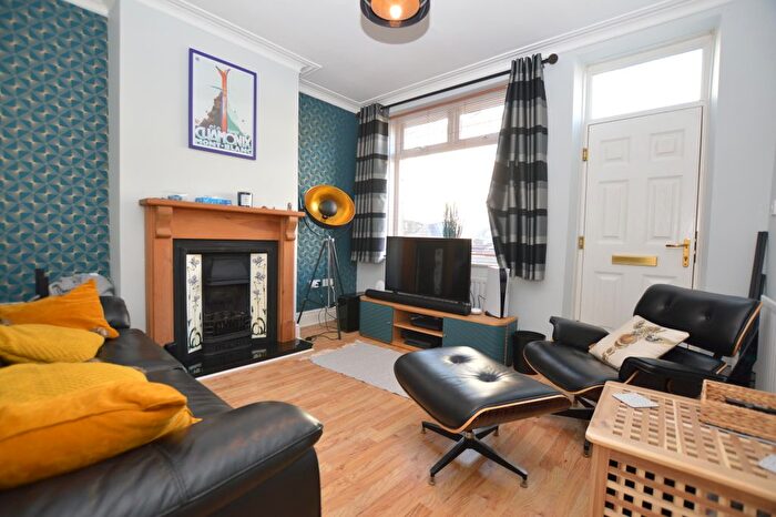 4 Bedroom Terraced House To Rent In Coombe Road, Sheffield, S10
