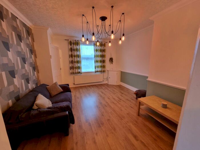 2 Bedroom Property To Rent In Glanrafon Terrace, Trefechan, Aberystwyth, SY23