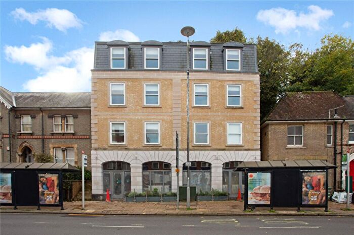 2 Bedroom Apartment To Rent In City Road, Winchester, Hampshire, SO23