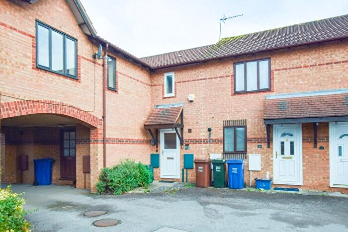 3 Bedroom Terraced House To Rent In Japonica Close, Bicester, Oxfordshire, OX26