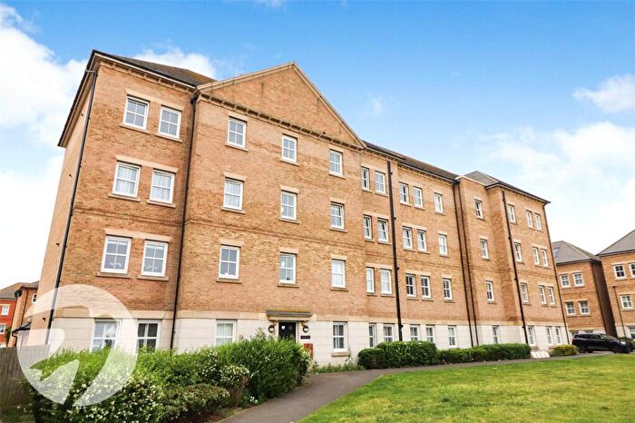 2 Bedroom Flat To Rent In Rainbow Road, Erith, DA8