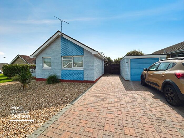 3 Bedroom Bungalow For Sale In Nicholas Close, Brading, Sandown, PO36