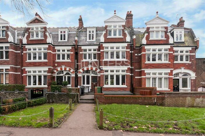 Studio To Rent In Belsize Avenue, London, NW3