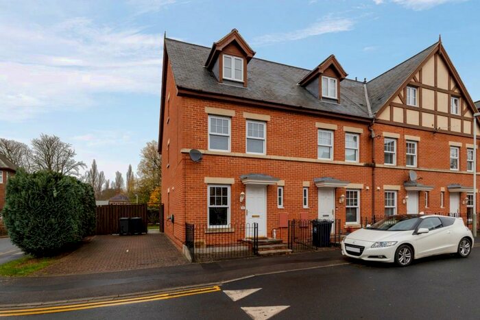 3 Bedroom Semi-Detached House To Rent In Scholars Park, Darlington, County Durham, DL3