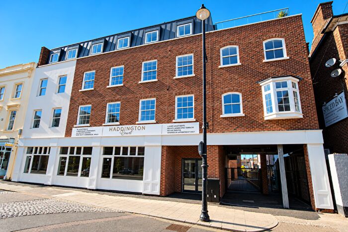 2 Bedroom Flat For Sale In Haddington Court, William Street, Herne Bay, CT6