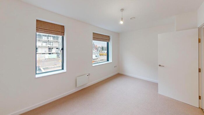 4 Bedroom Town House To Rent In Solar Avenue, Leeds, West Yorkshire, LS9