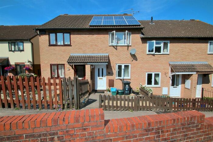 2 Bedroom Terraced House To Rent In West View, Cinderford, GL14