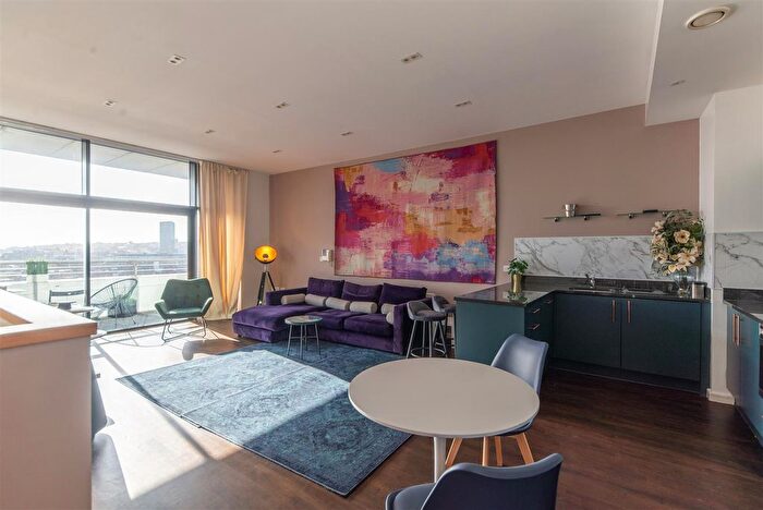 3 Bedroom Flat To Rent In Penthouse - Degrees North, Pilgrim Street, Newcastle Upon Tyne, Tyne And Wear, NE1