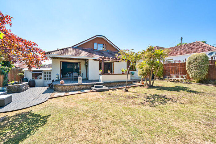 3 Bedroom Detached House For Sale In Pine Hill, Worle - Simply Perfect, BS22