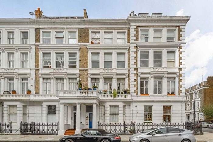 Studio To Rent In Charleville Road, West Kensington, W14