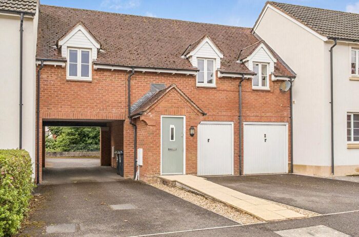 2 Bedroom Detached House For Sale In Lupin Way, Willand, Cullompton, EX15