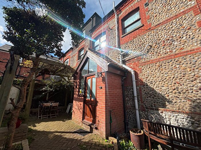 3 Bedroom Maisonette To Rent In High Street, Mundesley, Norwich, NR11