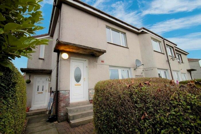 3 Bedroom Flat To Rent In Mid Barrwood Road, Kilsyth, Glasgow G65