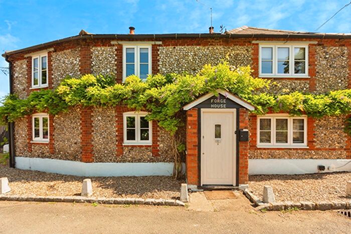 3 Bedroom Detached House For Sale In Forge House, Terrick, Aylesbury, HP17