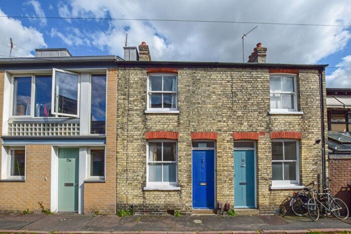 3 Bedroom Terraced House To Rent In Covent Garden, Cambridge, CB1