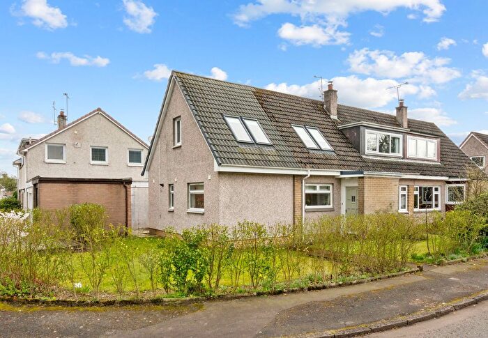 3 Bedroom Semi Detached House For Sale In Hume Crescent, Bridge Of Allan, FK9