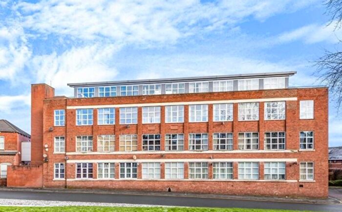 2 Bedroom Flat To Rent In Dene House Court, Leeds, LS2