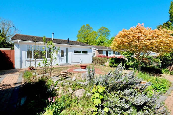 2 Bedroom Detached Bungalow For Sale In Drake Road, Eaton Socon, St. Neots, Cambridgeshire, PE19