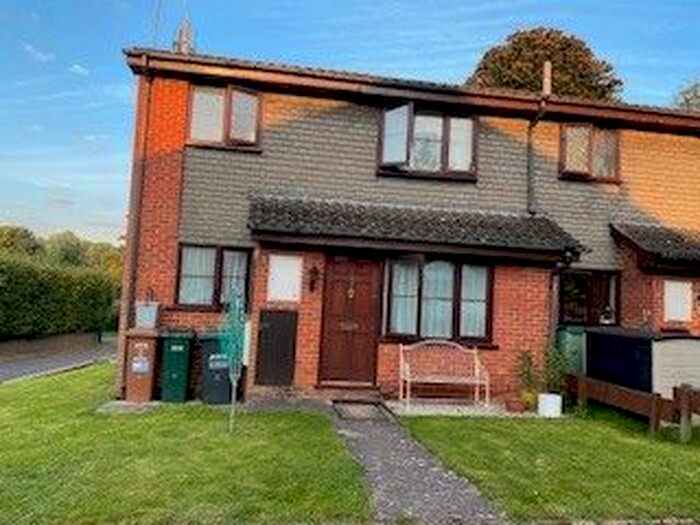 1 Bedroom Terraced House To Rent In Beaulieu Close, Watford, WD19