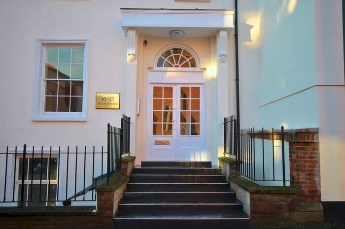 2 Bedroom Apartment To Rent In -, The Ropewalk, NG1