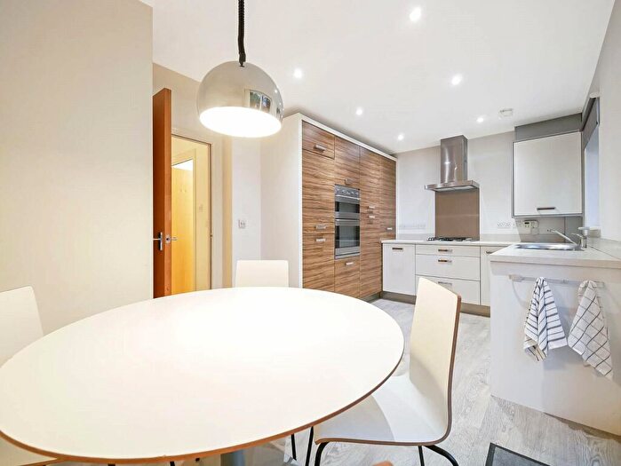 3 Bedroom Terraced House For Sale In Craigend Close, Anniesland, Glasgow, G13