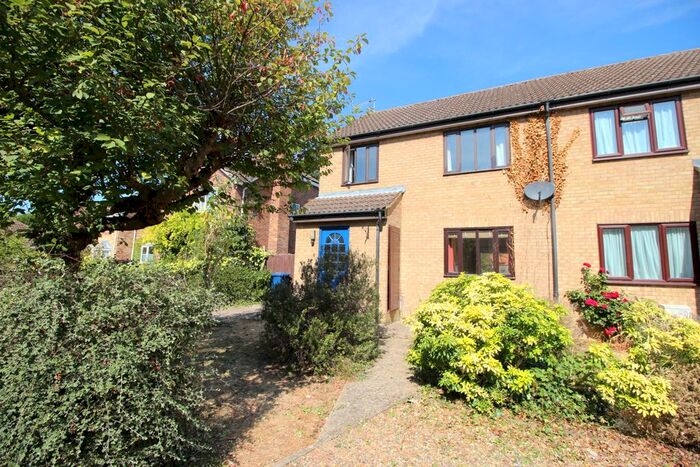 3 Bedroom End Terrace House To Rent In Evergreens, Cambridge, CB4