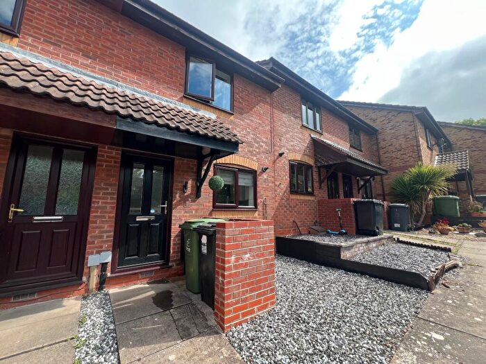 2 Bedroom Terraced House To Rent In Ashmores Close, Redditch, B97