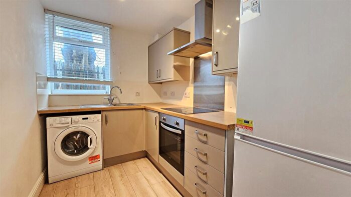 1 Bedroom Flat To Rent In Flat, Lincoln Road, PE1