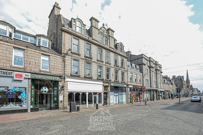 2 Bedroom Flat For Sale In Flat, Union Street, Aberdeen, AB10