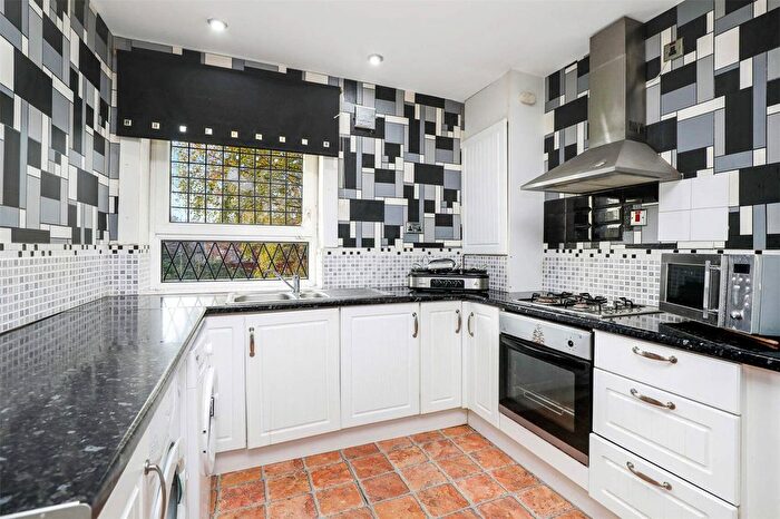 1 Bedroom Flat For Sale In Main Street, Rutherglen, Glasgow, South Lanarkshire, G73