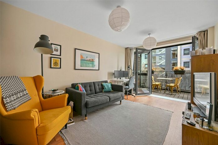 1 Bedroom Flat To Rent In Tesla Court, Warple Way, London, W3