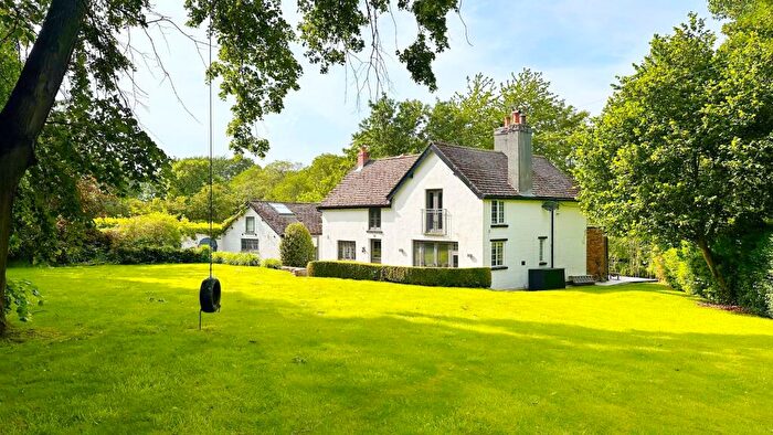 5 Bedroom Farm House For Sale In Moggie Lane, Adlington, SK10