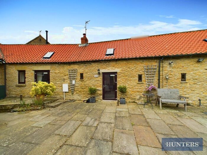 1 Bedroom Cottage For Sale In Main Street, Sawdon, Scarborough, YO13