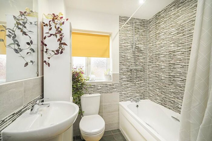 4 Bedroom Detached House For Sale In Tissington Drive, Waverley, S60