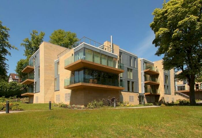 2 Bedroom Apartment To Rent In Foxglove House, Riverdale Road, S10